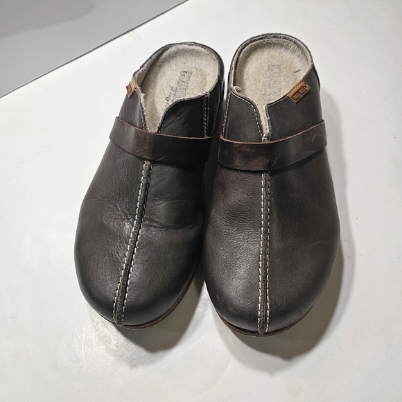 Pikolinos Granada Clogs Size 8 Leather Slip On Shoes in Color Slate - Picture 2 of 7